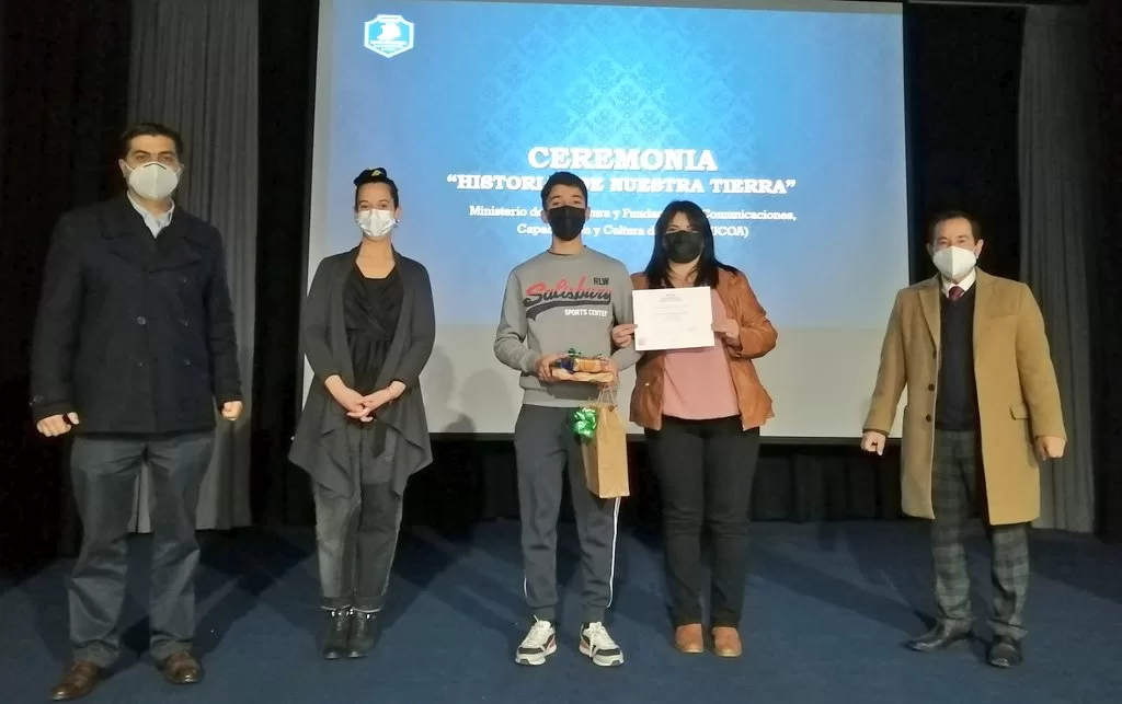 12 estudiantes del Biobío fueron destacados por su participación en el concurso nacional “Historias de Nuestra Tierra”