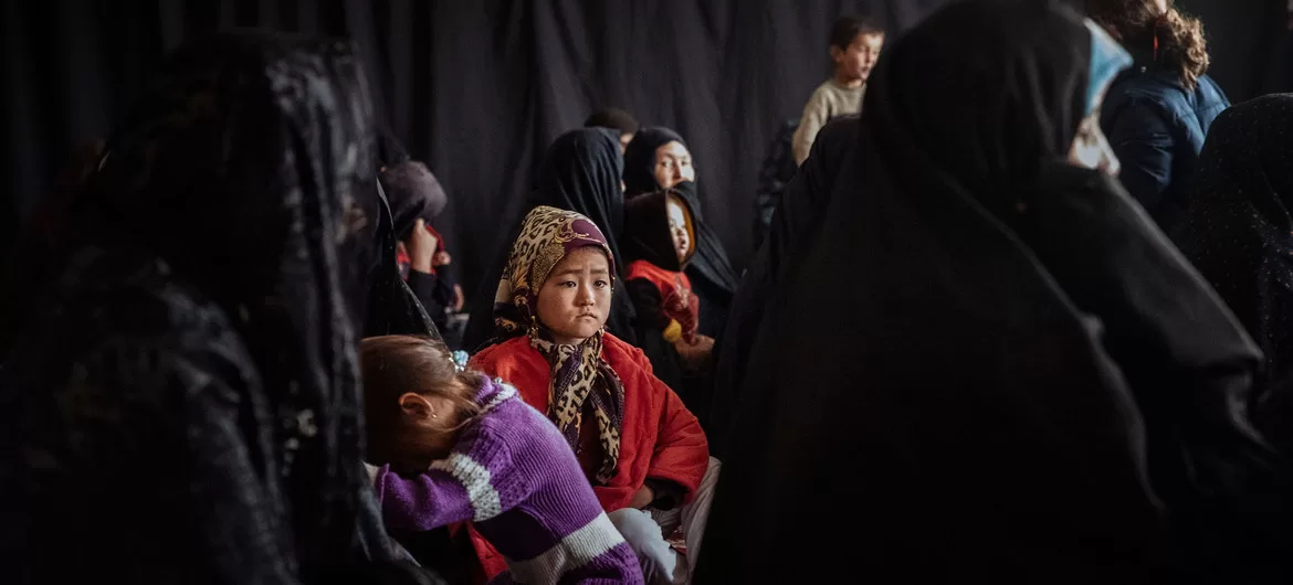 Llegan a Afganistán suministros médicos enviados por la Organización Mundial de la Salud