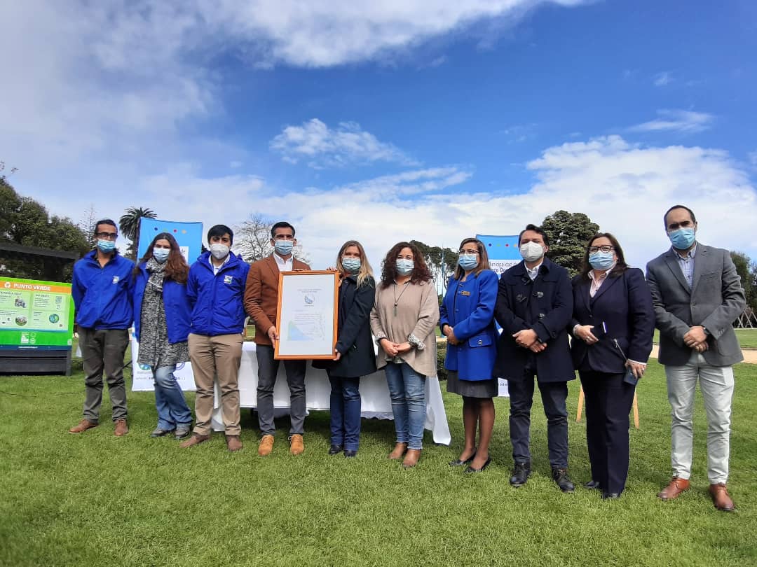Municipio de Santo Domingo recibe certificación ambiental en nivel de excelencia sobresaliente