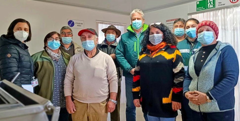 Autoridades del Agro destacan trabajo de sala comunitaria de cosecha de miel en Tucapel