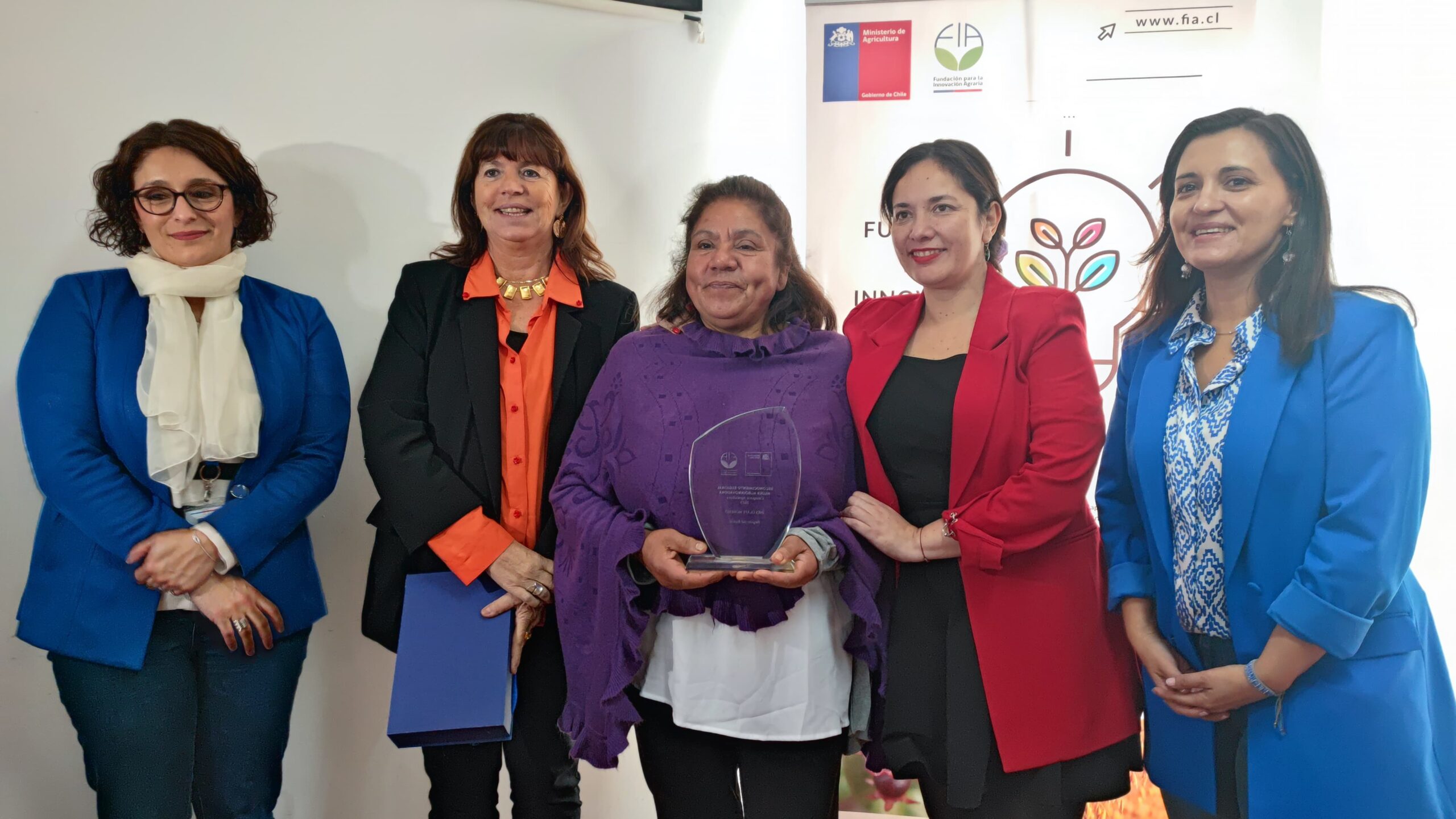 Agricultora de Santa Juana recibe reconocimiento como “Mujer Agroinnovadora” del Biobío